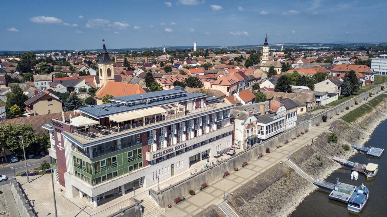 Szent Janos Hotel Mohács Dış mekan fotoğraf